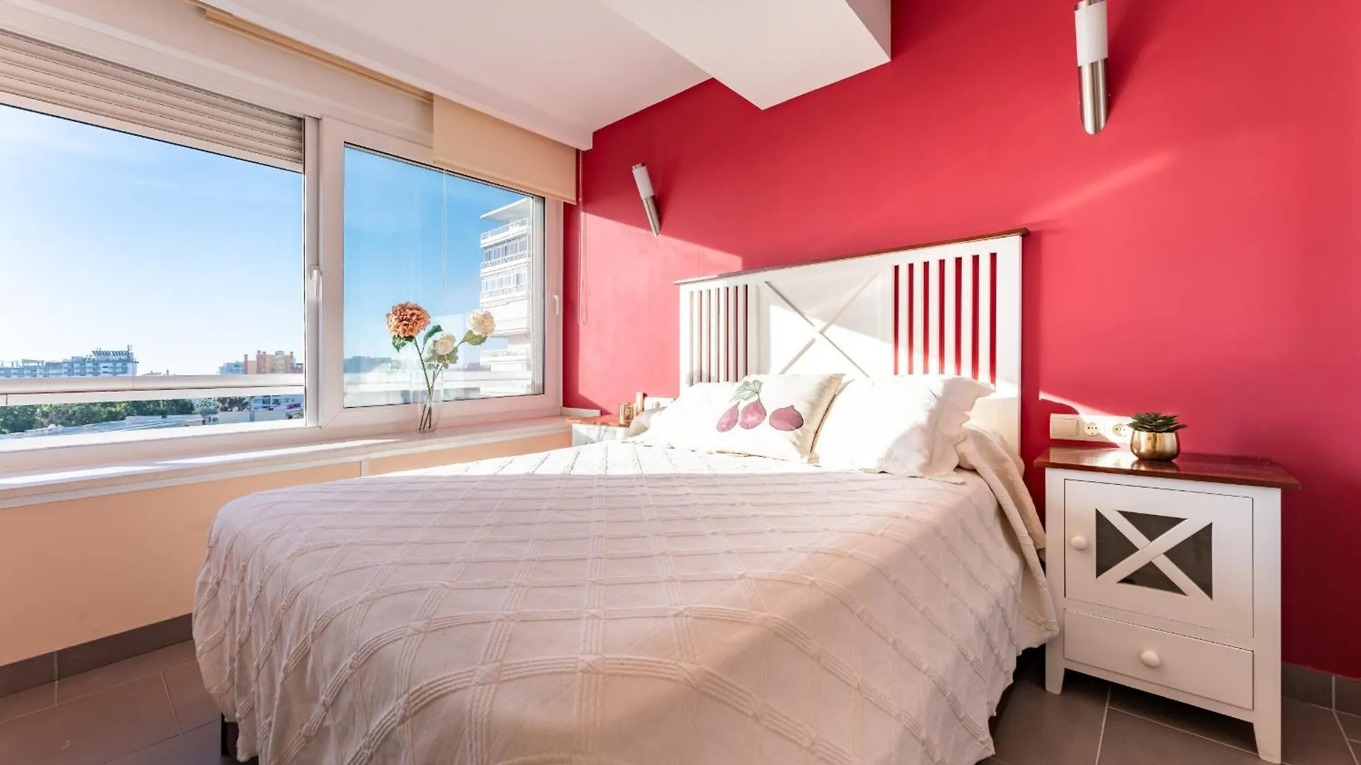 Malagasuite Ocean Sunrise Torremolinos Apartment